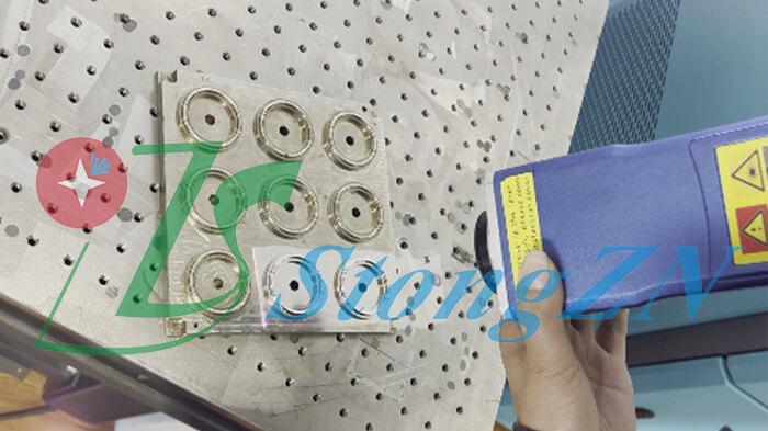 背负式激光清洗机在模具清洁中的应用