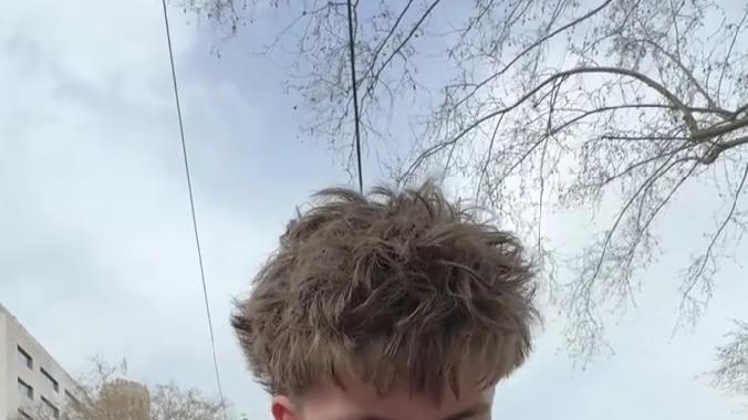 震惊老外！OPPO Find N6 亮相 MWC，外媒直呼这是苹果折叠屏