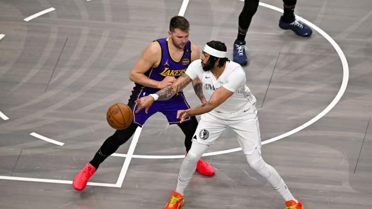 一夜动态！独行侠亏麻了，莫兰特被摆上货架，鹈鹕非卖品确定