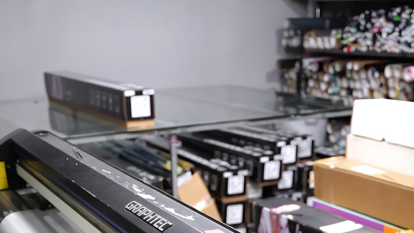 车衣隐形车衣专业重庆门店，重庆哪个品牌隐形车衣性价比高