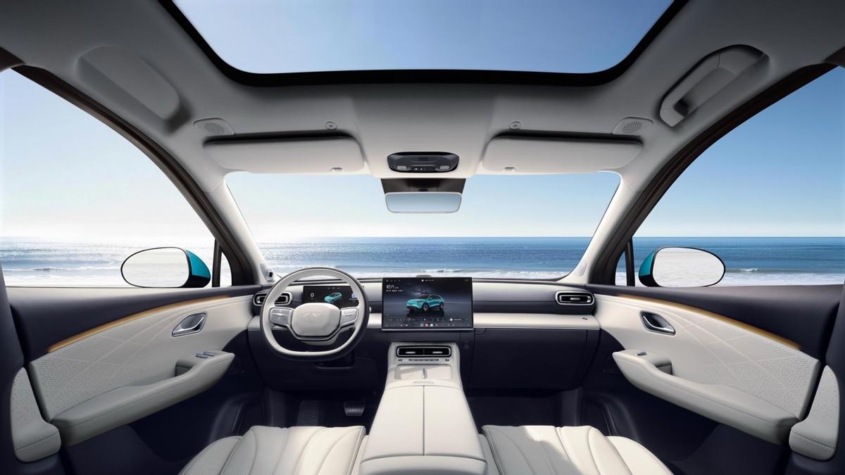 风云T9L全球上市：空间革命领潮而来，重塑15万级混动SUV价值标杆