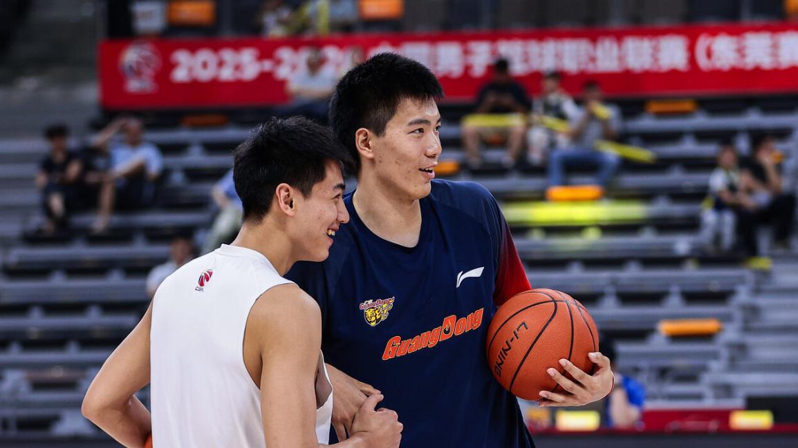 仅1分1板发生了啥？焦泊乔摆烂让杜锋难堪 能回球场已不易？
