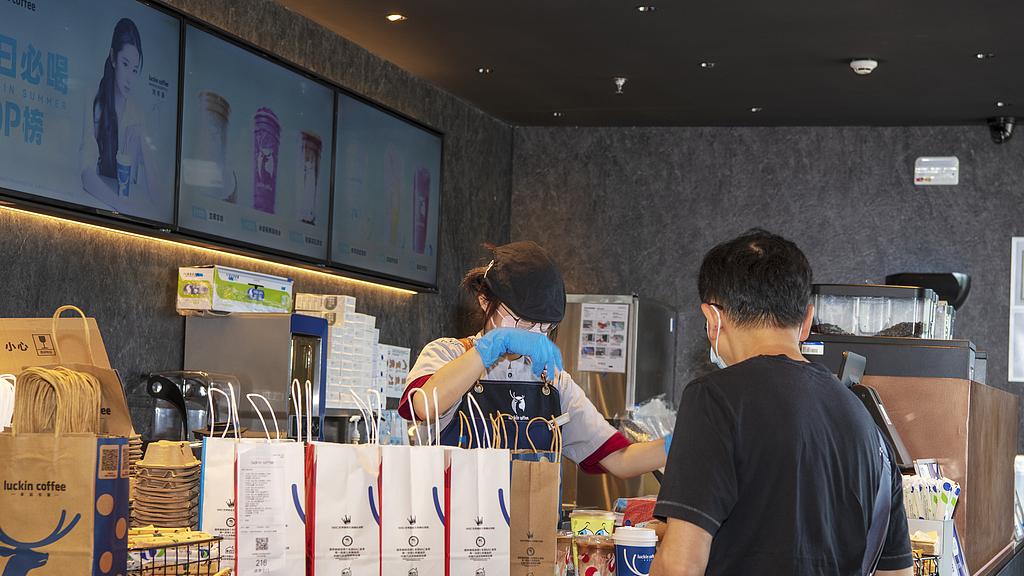 瑞幸应该尽快摆脱外卖依赖症