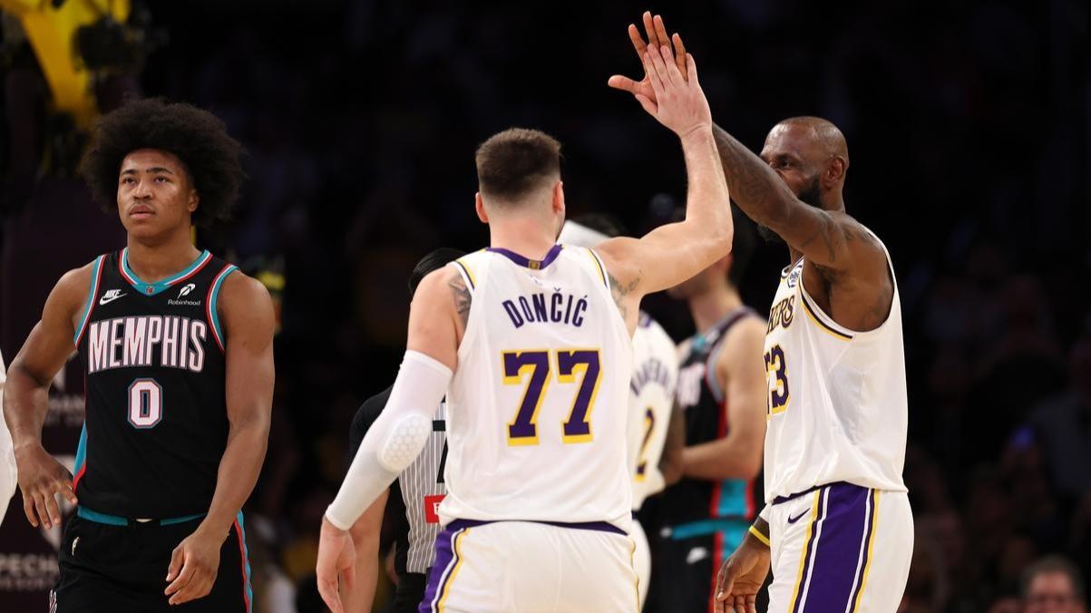 詹姆斯谈本赛季即便控球不多，自己依旧在低使用率下表现高效