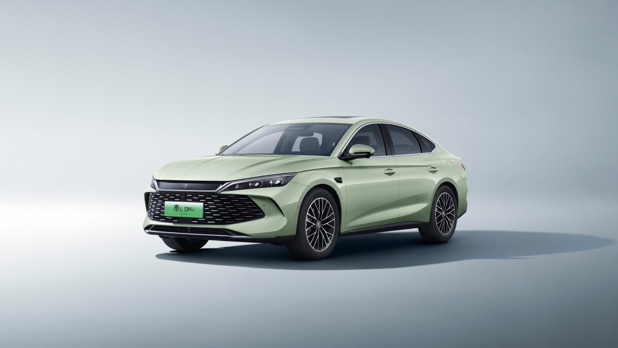 比亚迪加推4款210km大电池DM-i：10万级插混终于把纯电通勤做成常态