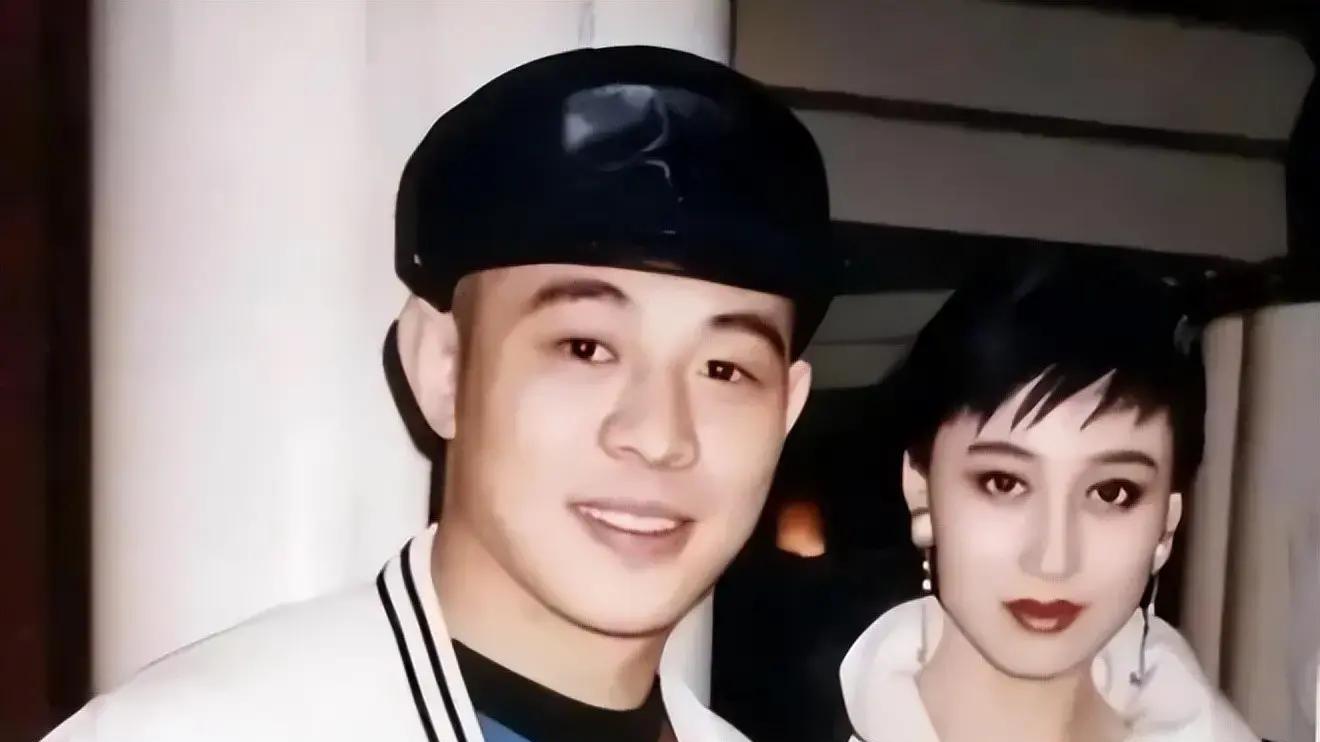 李连杰与利智合照曝光，才发现他们老成了不敢想的模样，令人唏嘘