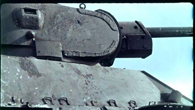 二战老照片 1942年苏联战场上被遗弃的苏军装备