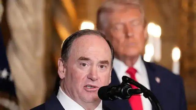 海军部长被免，赫格塞思清理门户，特朗普默许撑腰，美军内斗加剧