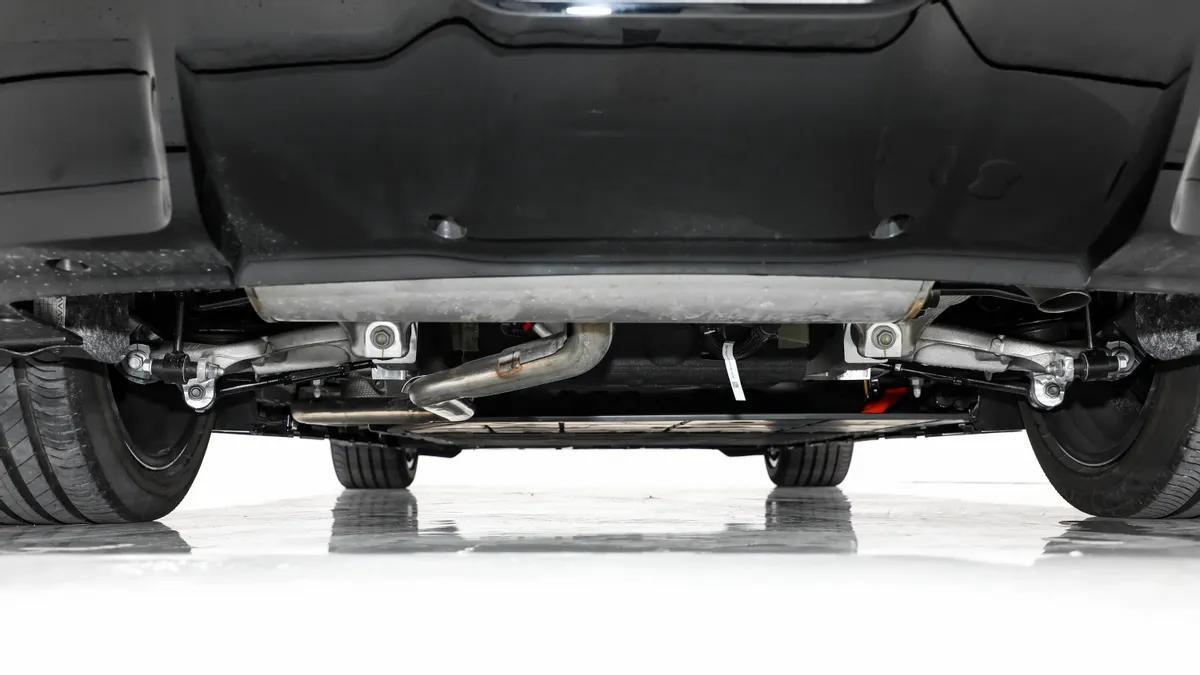 新款阿维塔12正式上市，29.39万元起，全系升级高阶驾驶辅助