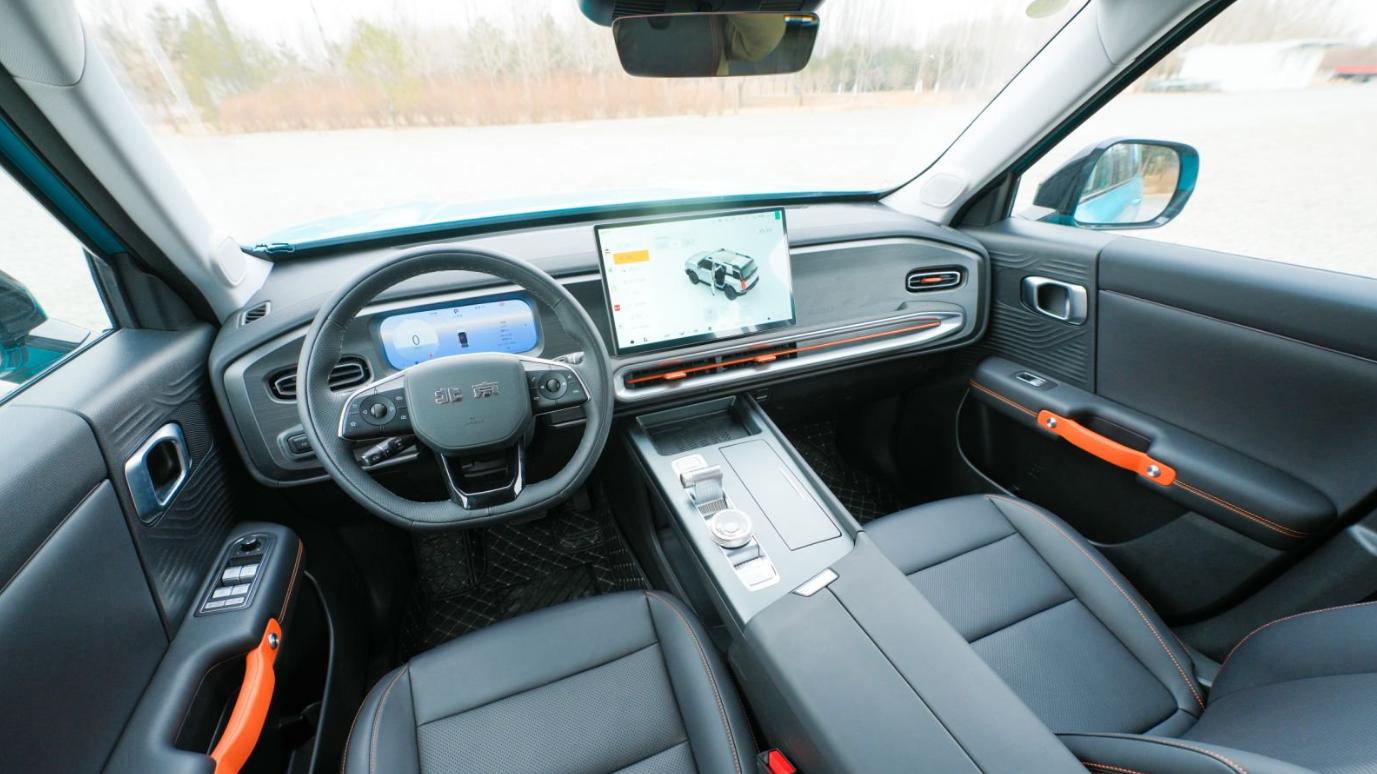 揭秘！BJ30旅行家后备箱藏着多少旅行“小心机”？