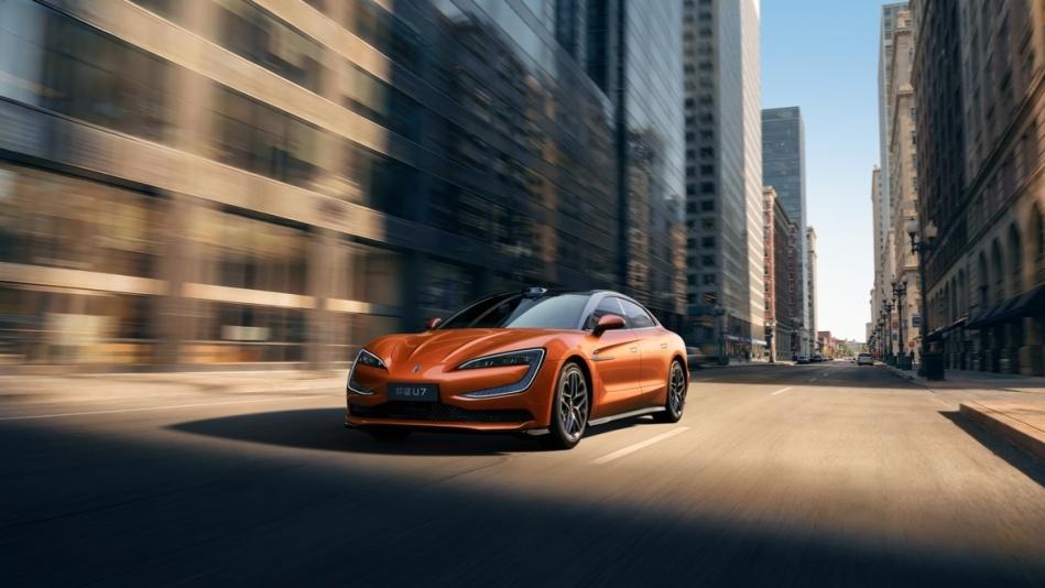 续航操控舒适三重突破 仰望2026款旗舰矩阵上市