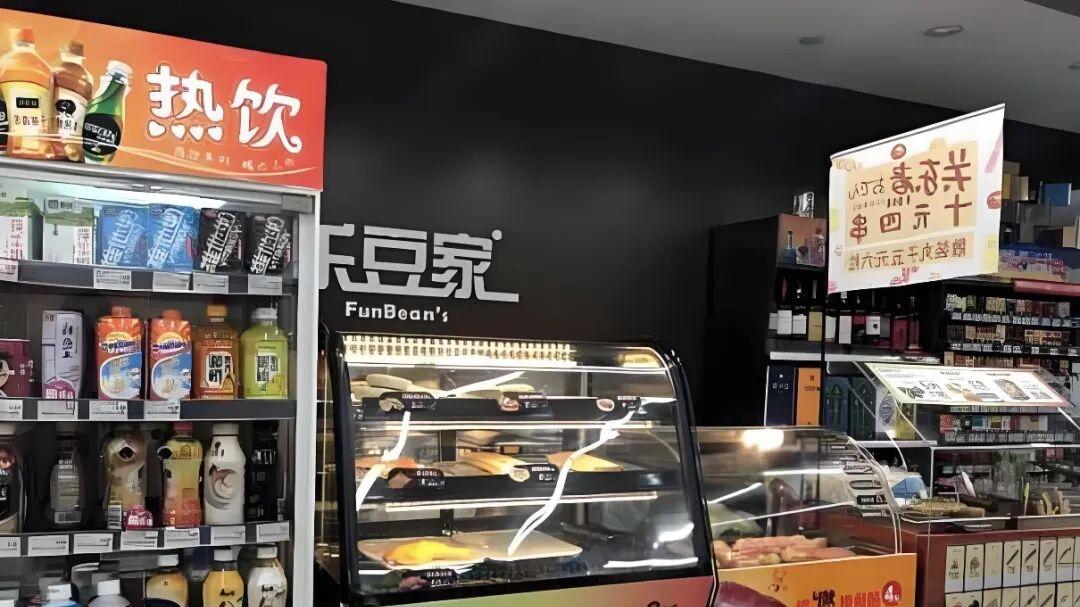从跑马圈地到精打细算，便利店已在2025年转向