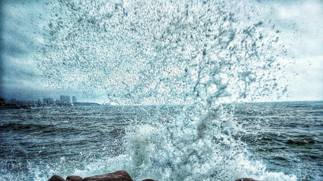 千问林俊旸离职复盘：当制度撞上天才，大厂病该怎么治？