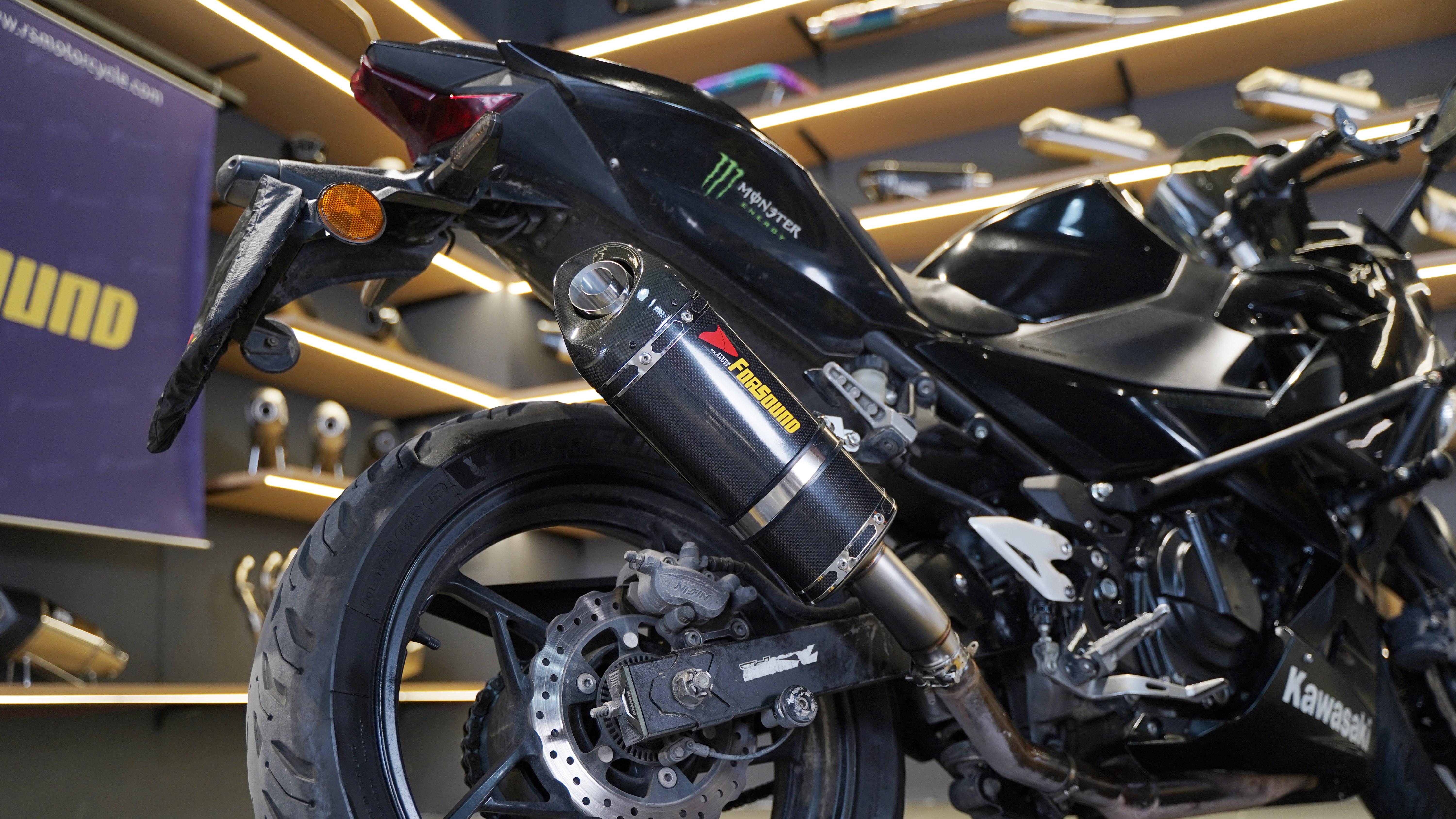 深度体验Ninja400！越骑越舒服的入门仿赛，日常骑行太香了