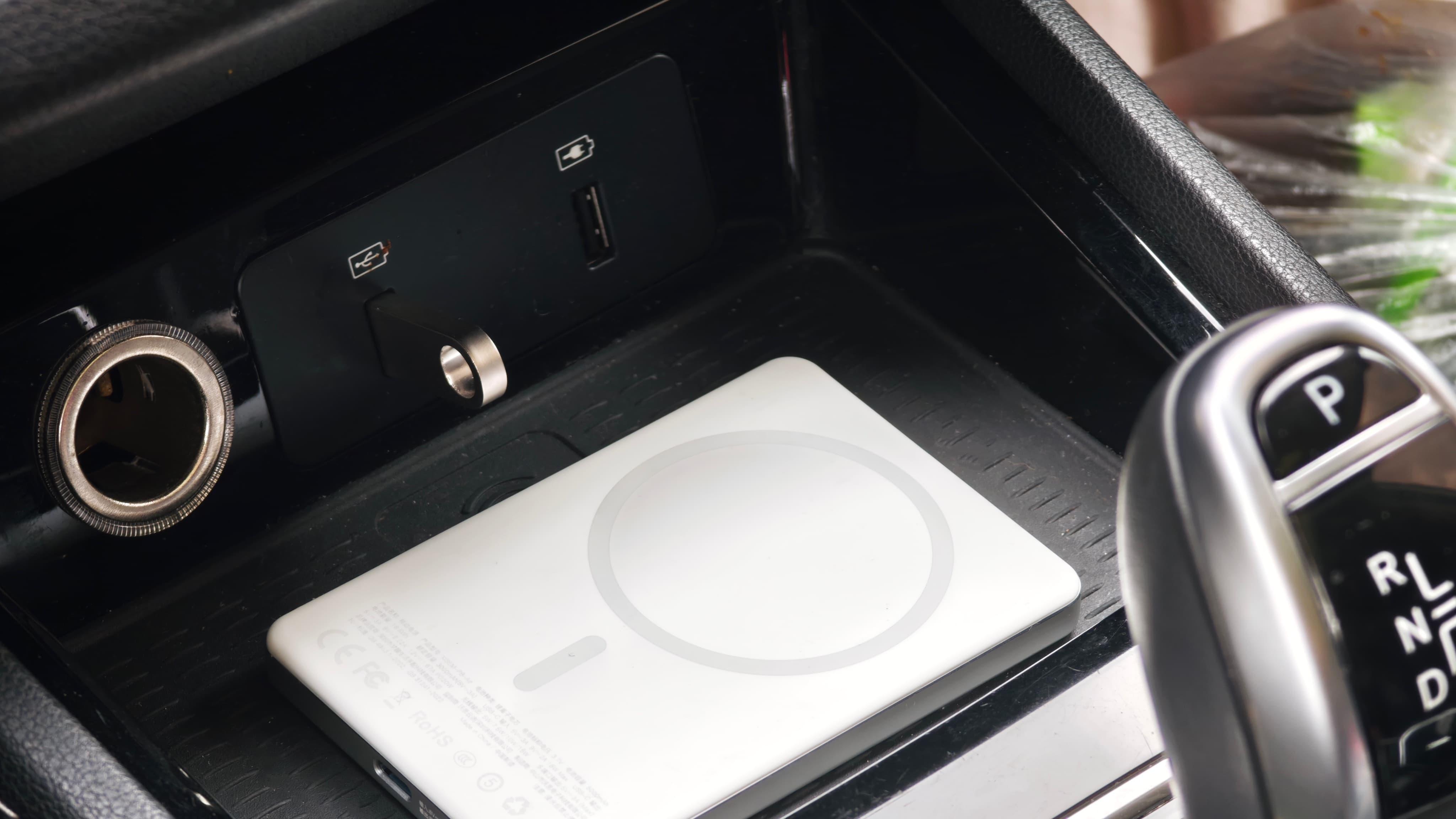 薄如卡片的隐形电池：西圣PB-Air超薄磁吸充电宝深度体验