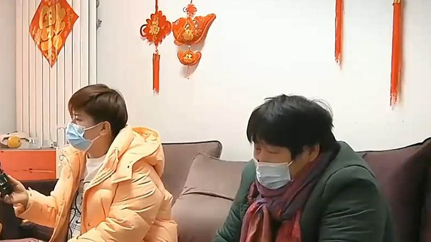 未婚儿媳怀孕，婆婆不给彩礼不办婚礼，婚后看见儿媳睡午觉都嫌弃！