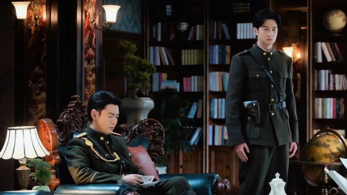 36集《九门》小鱼副官为何一直戴着黑色面罩？“叛徒”刺青从何而来，为什么也有麒麟血