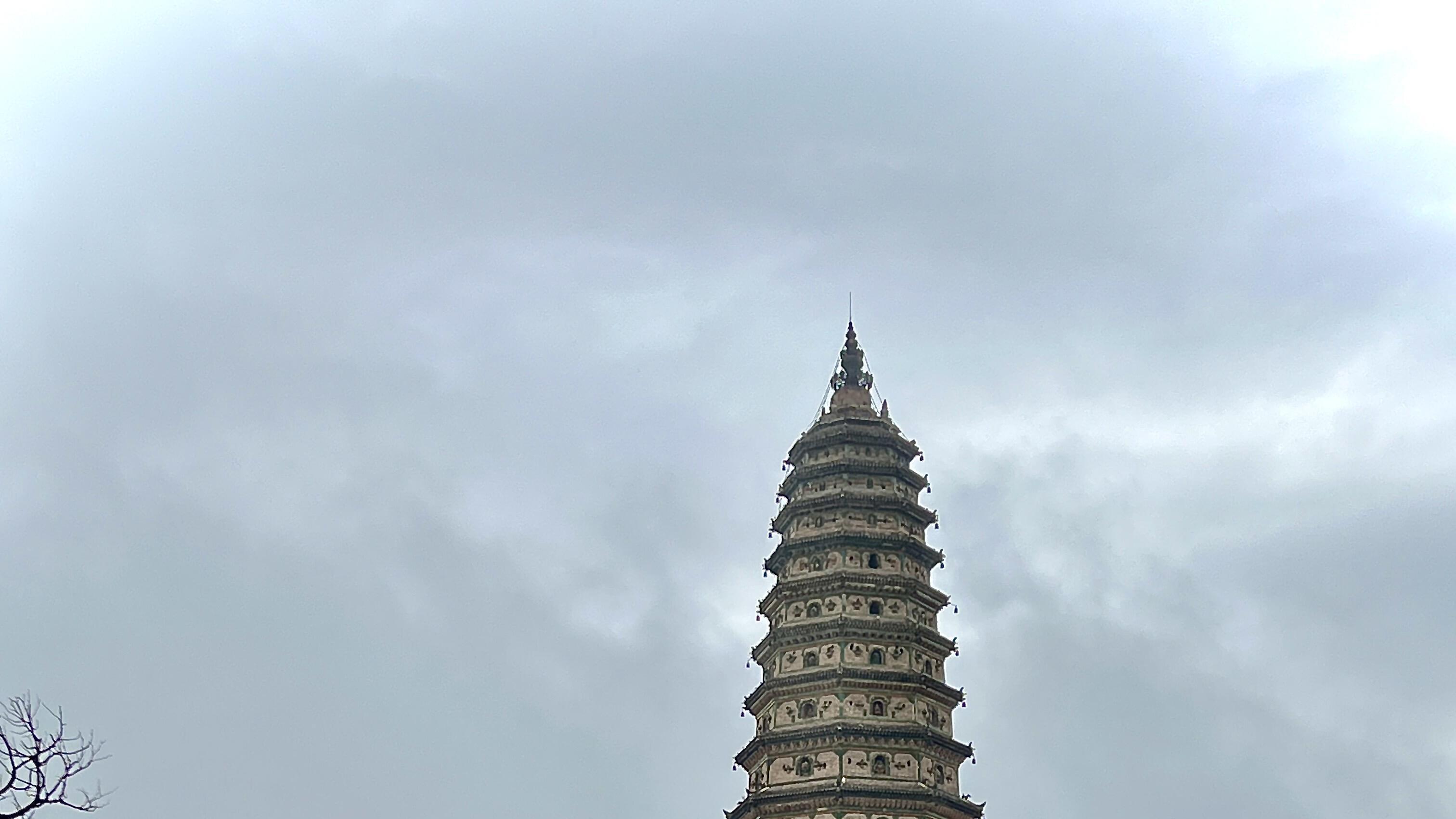 山西这座琉璃塔，藏着明代不敢说的秘密