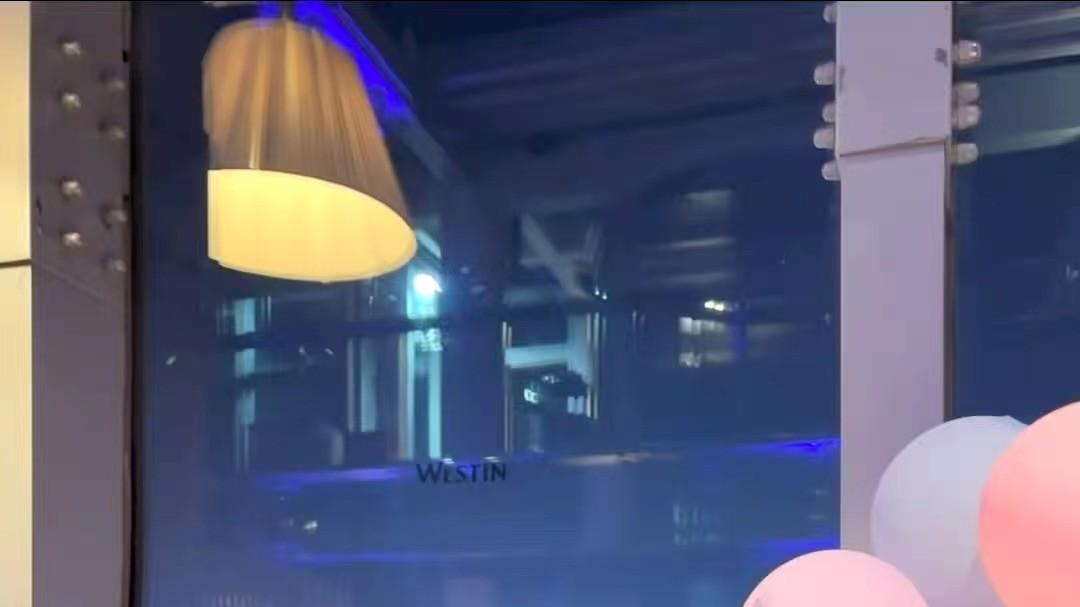 苏凌丘甜蜜蜜！朋友圈高调晒爱，火热恋情再升级