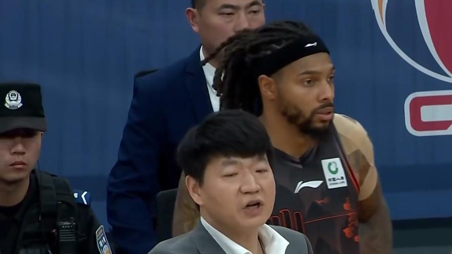 赛事前瞻：山东高速男篮还远未上岸，迎战新疆队将会是一场苦战