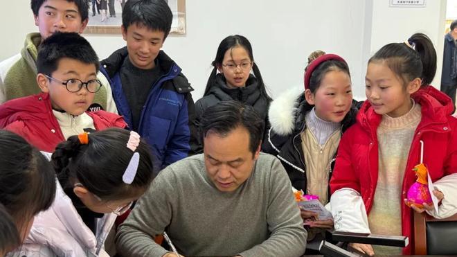 荣誉兑换新体验！苏州市吴中区南行实验小学“书记午餐会”传递关怀力量