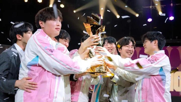 不是HLE翻版！BLG全员大心脏，冠军实至名归