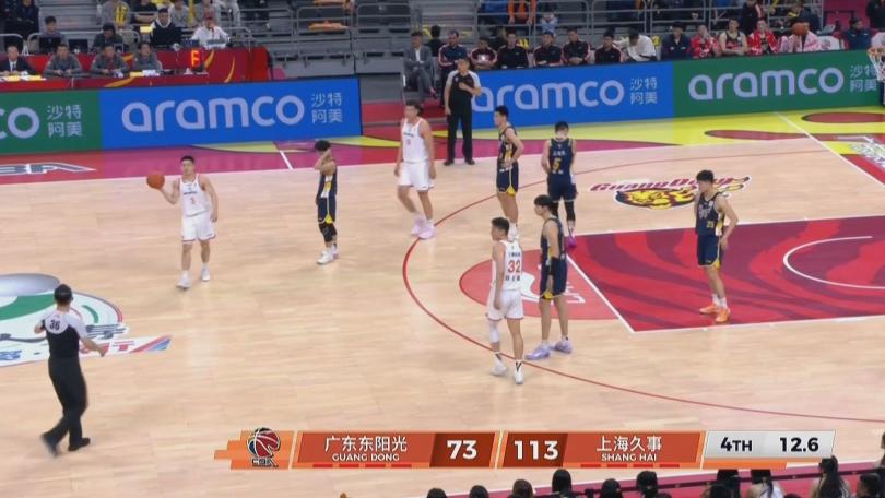 最后12.7秒！广东宏远落后40分，上海做了最好示范！