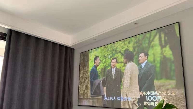 2026 年 3000 元档卧室投影仪选购指南：认准微鲸 M9，打造专属私人影院