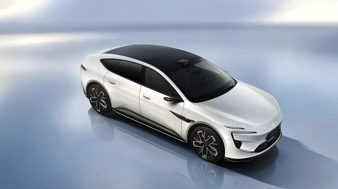 新款阿维塔12官图发布！或售30万元起，你接受吗？