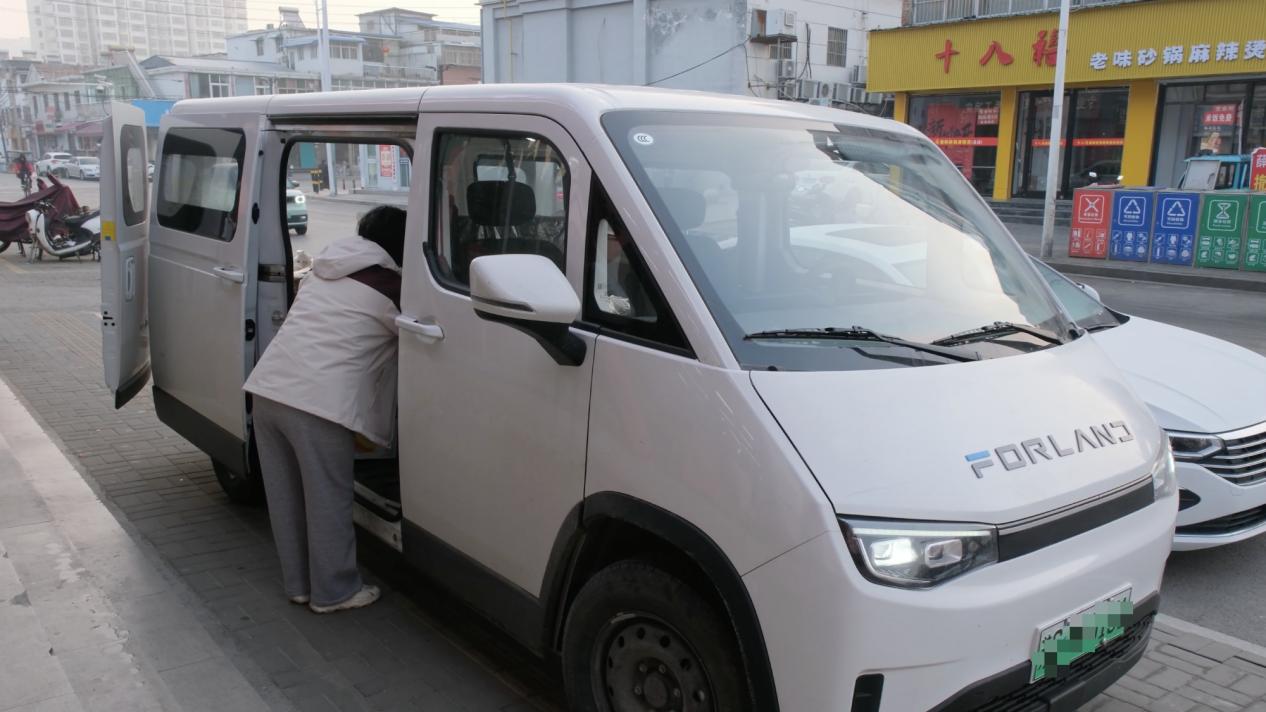 中VAN祥菱U7实力出圈：超市运营的全能好搭档