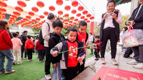 龙舟赛专场特惠！端午来南海影视城别想闲着