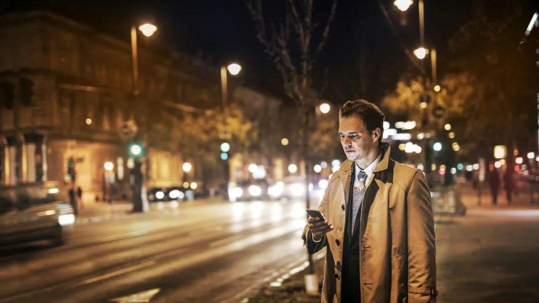 被头条连推4次“一句话证明你老了”话题，我突然想不出自己留下了什么