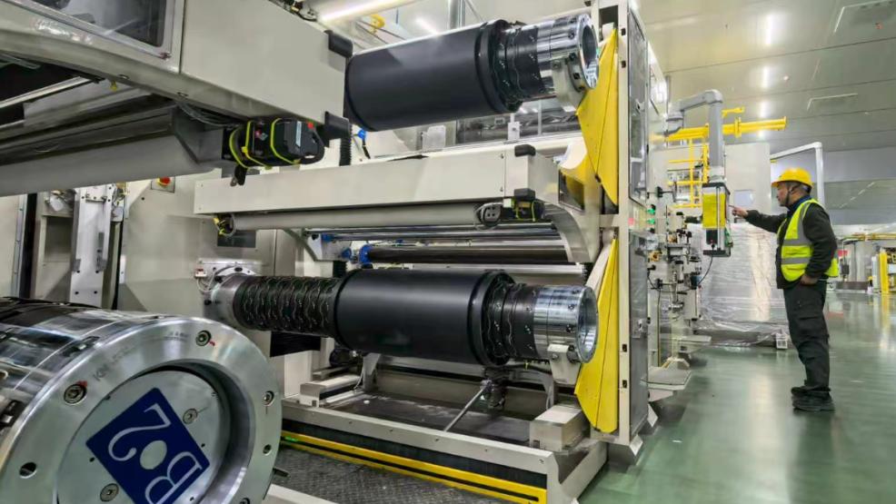 市委书记深夜守候的“回响”：换来海辰储能提前两年投产