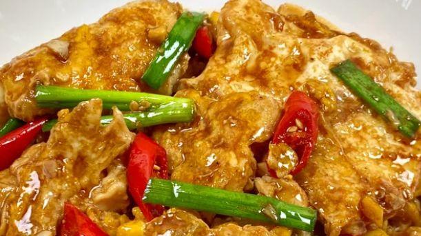 重庆香辣酱鸡蛋，麻辣入味，藏着家常暖