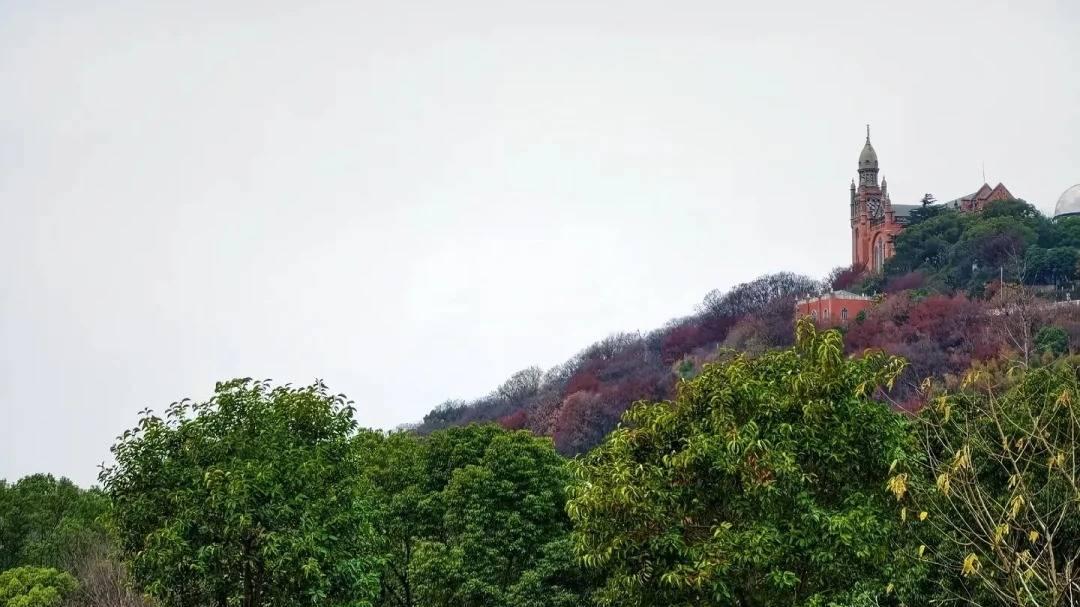 别再说电车续航焦虑了！我的极氪7X能打全场