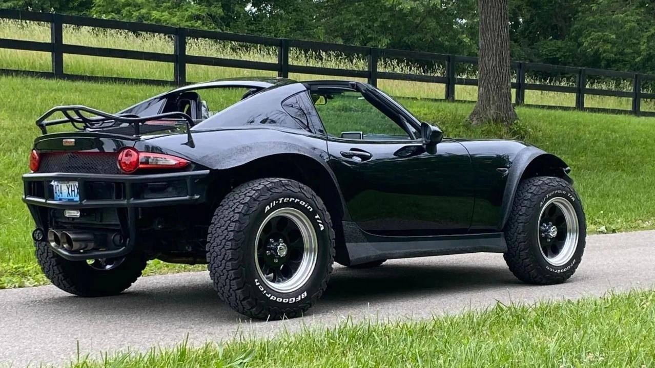 马自达MX-5爆改越野！能跋山涉水的敞篷跑车吸引吗？