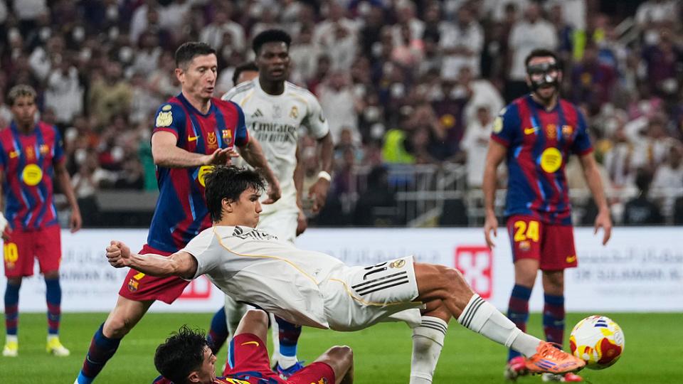 维拉想挖皇马中锋贡萨洛，这个冬窗根本不可能！