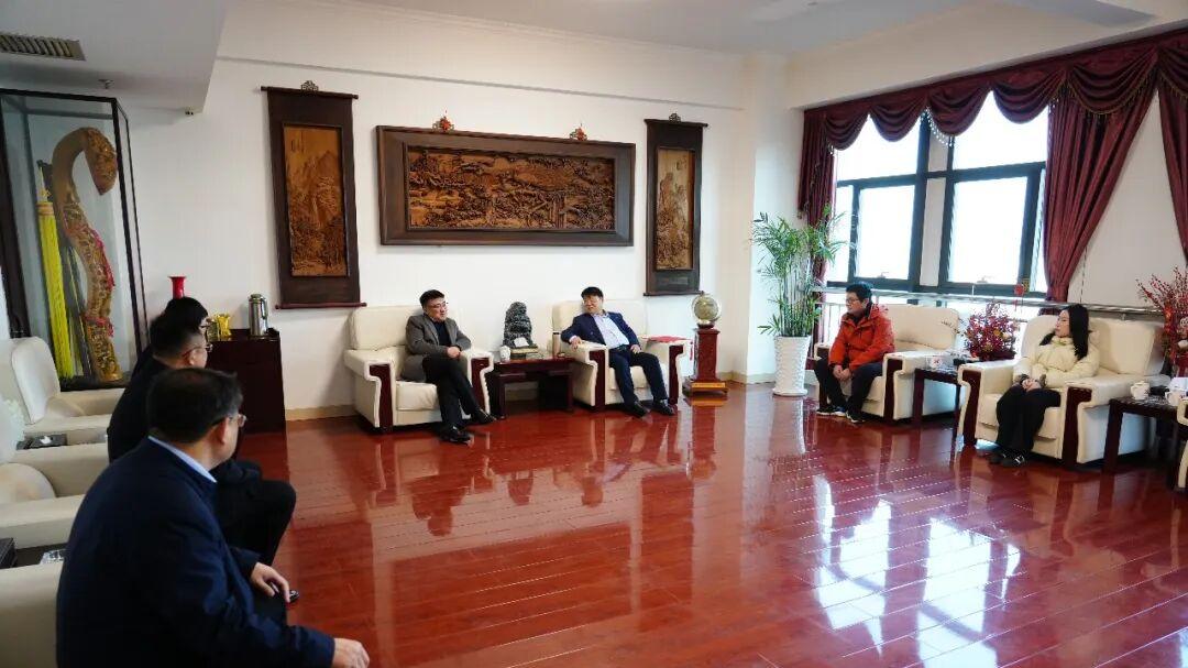 槐荫区匡山街道办事处于翔书记一行莅临世纪金榜走访慰问