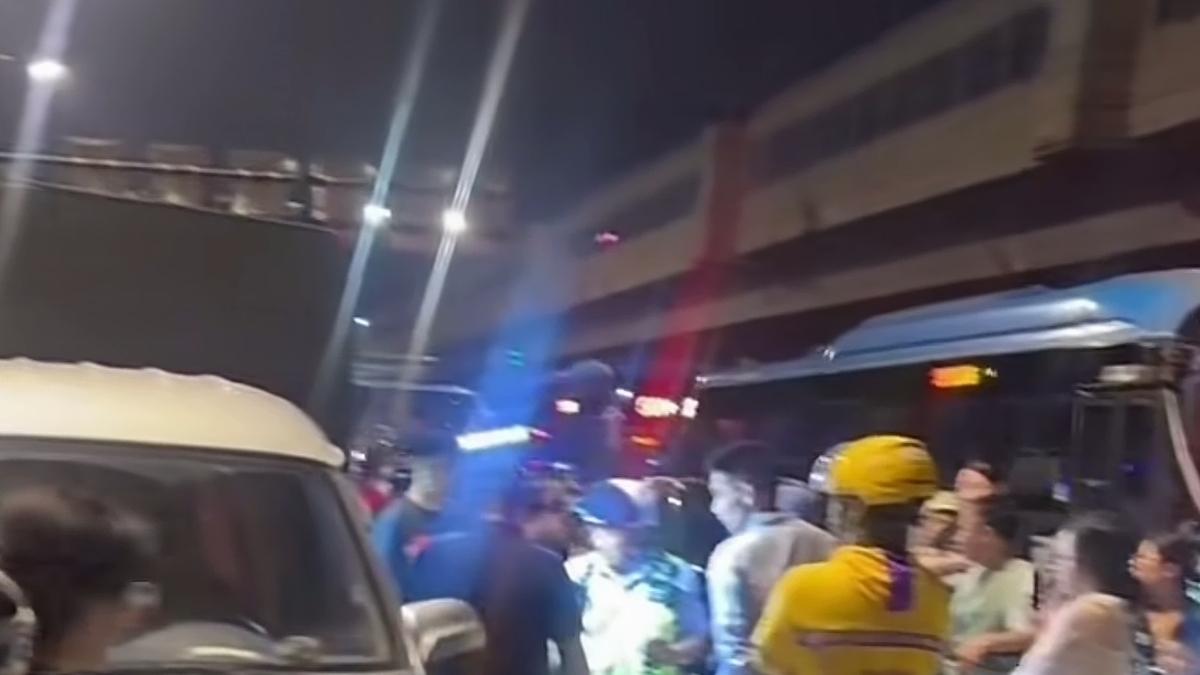 从人人唾骂到全网盼城管，大众终于读懂城市秩序的真相
