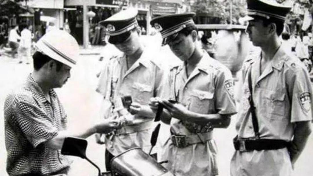 “就是他”！1983年重庆市“6·30”抢劫女送款营业员案侦破始末