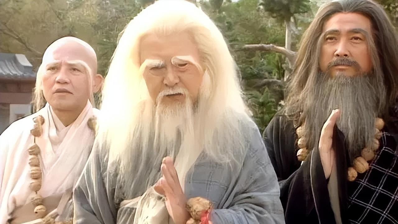 阳顶天乾坤大挪移只练到四层，为何天下无敌？把他真名念一遍就懂