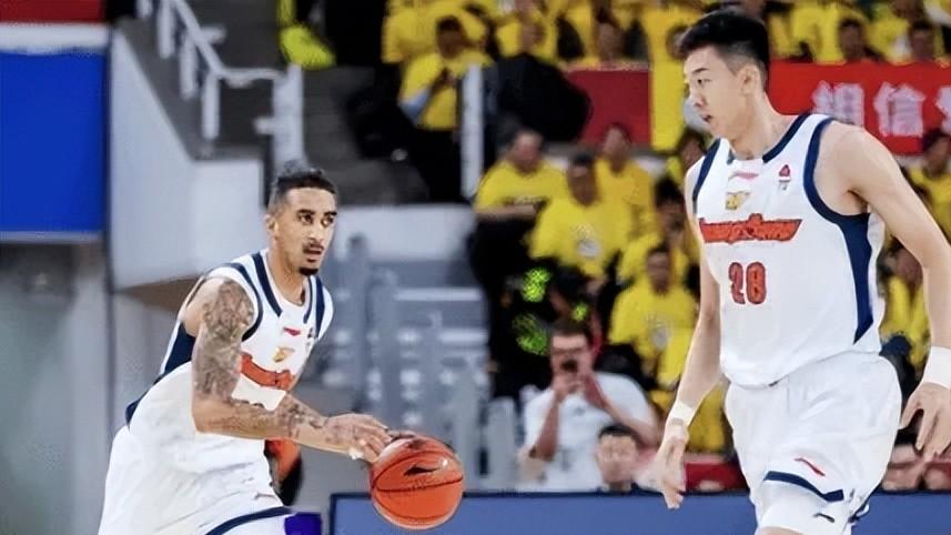 北京全员现身，小曾三分连中，奎因缺席，杜锋直呼艰难