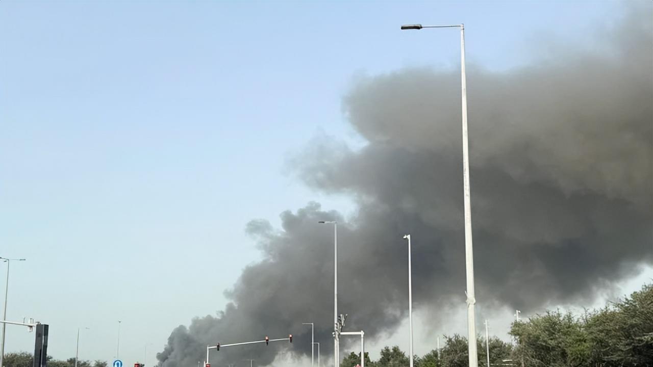 海湾王爷们醒了：美国靠不住，钱也不想给了