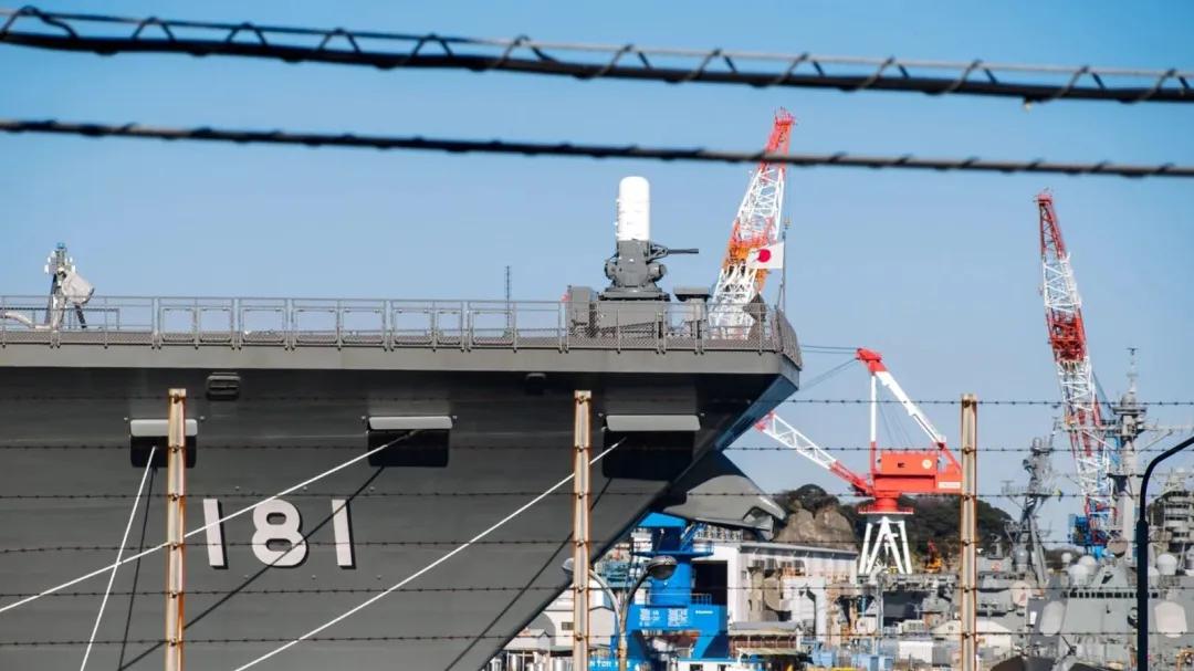 日本那些比较有特点的车站——横须贺站