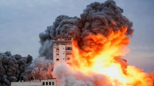 伊朗：美国必须作出选择