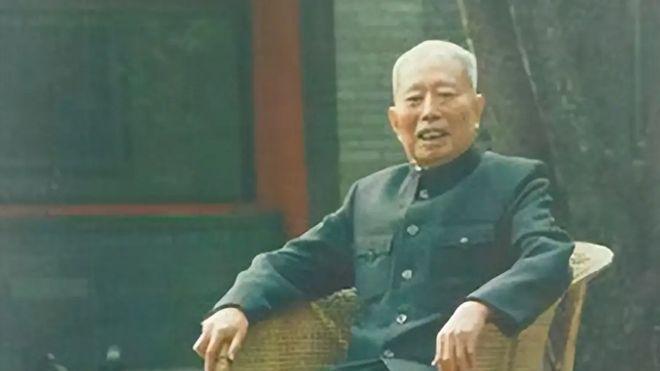 宋任穷对我们一家的关怀