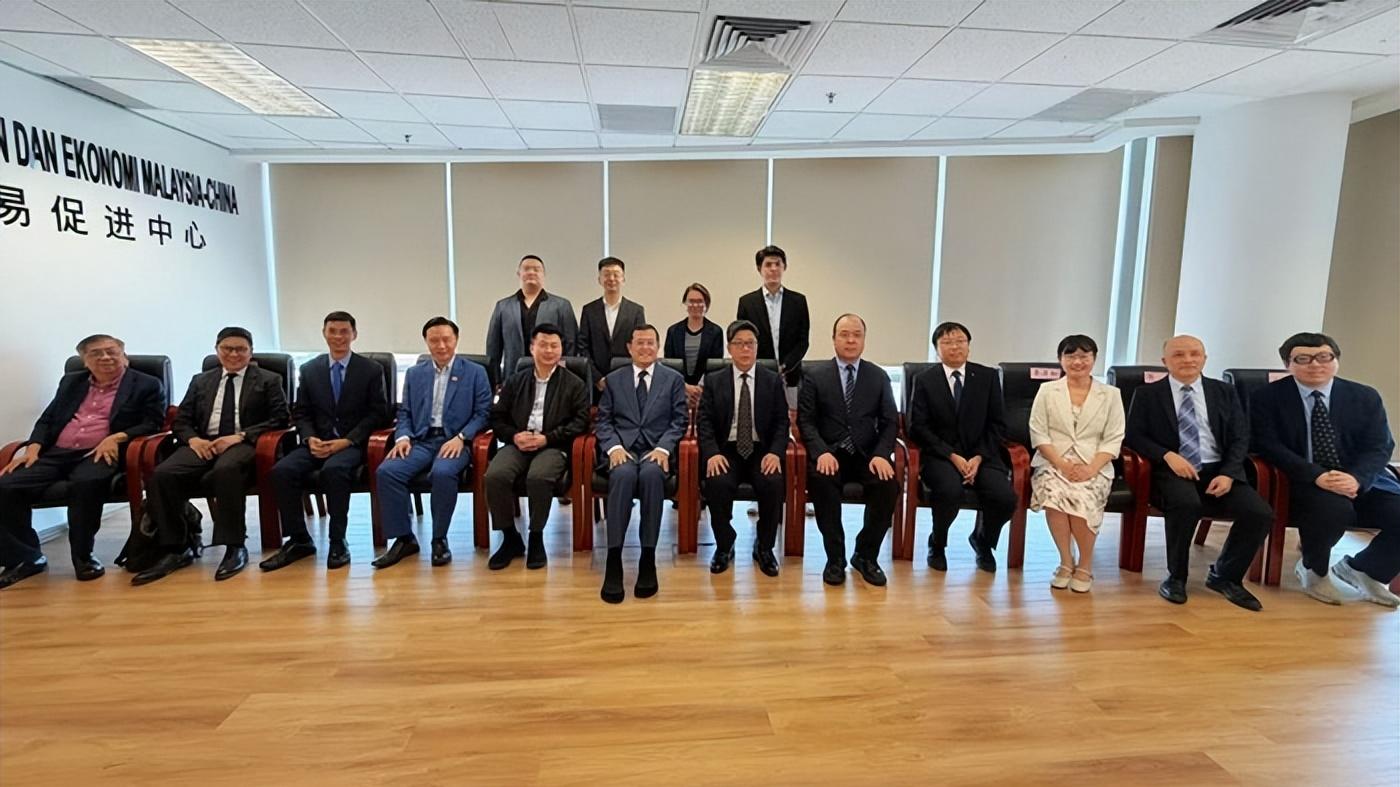 中马智库机构在吉隆坡举行交流座谈 探讨区域研究与合作