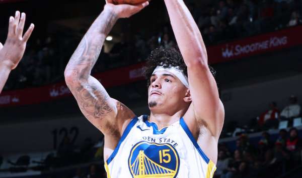 三年1500万续约勇士！多镜头逐帧拆解，桑托斯本季精彩表现