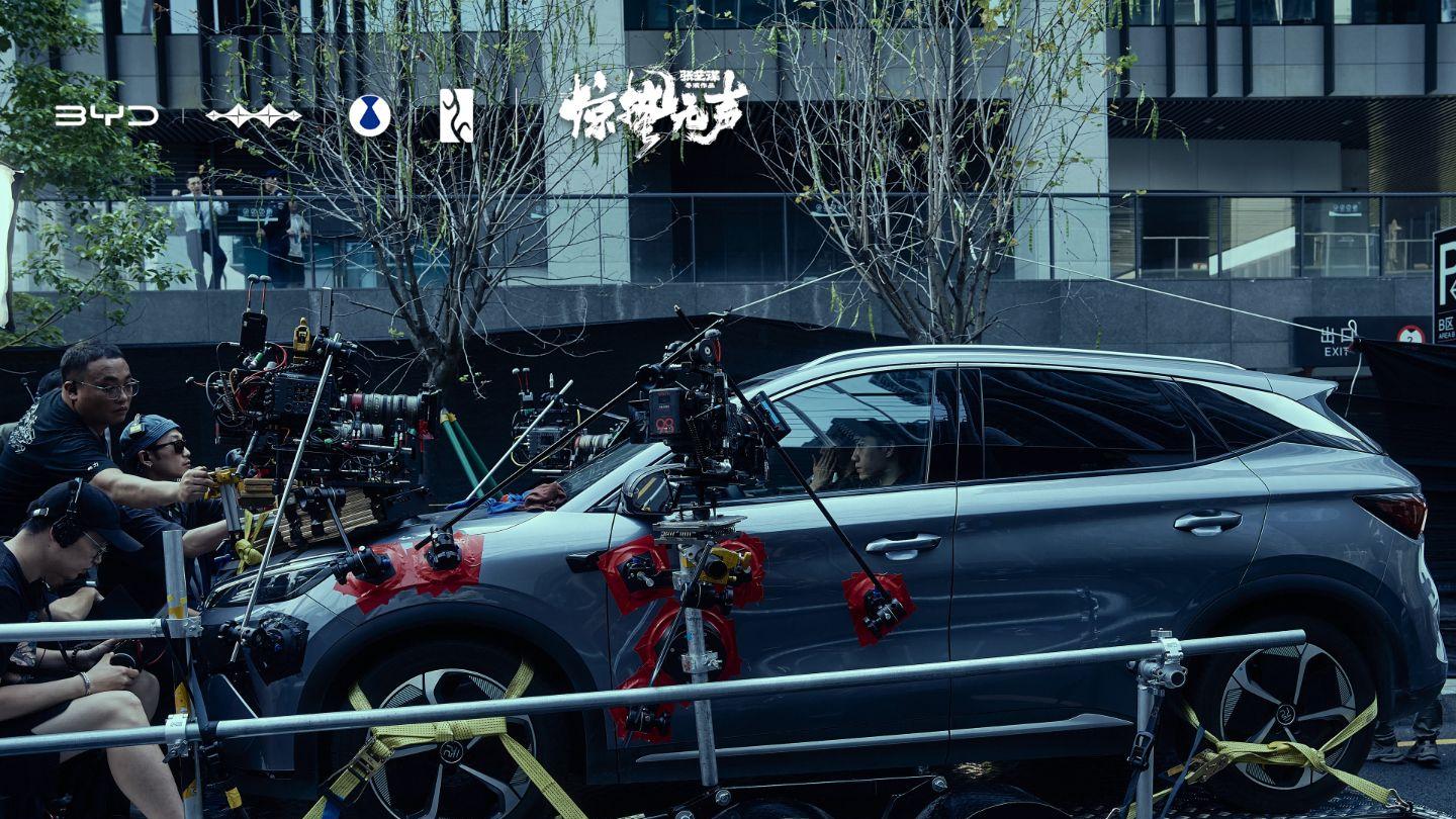 当国产座驾“接管”特工片，007的阿斯顿·马丁该让位了？