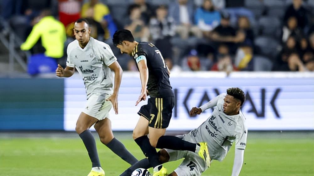 孙兴慜帮助洛杉矶FC击败皇家西班牙队！晋级美洲杯16强！